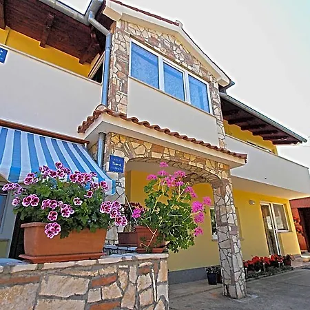 1112 Hotel 3*
